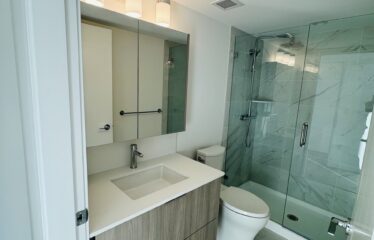 Luxury 2 Bedroom @ Surrey Central
