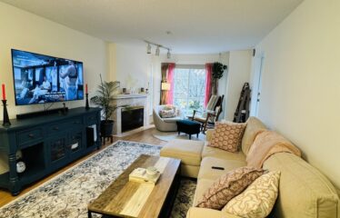 Beautiful 2 Bedrooms in the Heart of Port Coquitlam