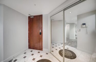 Exquisite Furnished 2 Bedroom at Wall Center Downtown!