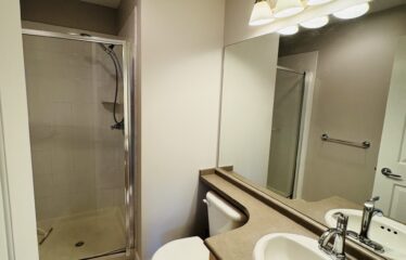 UBC – Spacious 2 Bedrooms 2 Bath