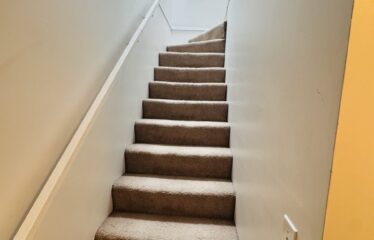 Kitsilano – Spacious 1-Bedroom Unfurnished Suite ** pet friendly *