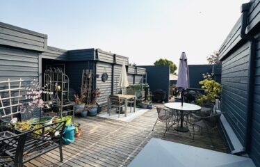 Kitsilano – Spacious 1-Bedroom Unfurnished Suite ** pet friendly *