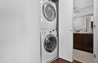 Port Moody – Bright and Spacious 2 Bedrooms