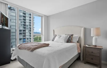 Port Moody – Bright and Spacious 2 Bedrooms