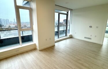 Luxury Brand New 2 Bedrooms w/t Large Balcony – Surrey Central