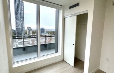 Luxury Brand New 2 Bedrooms w/t Large Balcony – Surrey Central