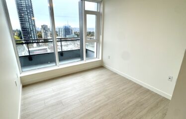Luxury Brand New 2 Bedrooms w/t Large Balcony – Surrey Central