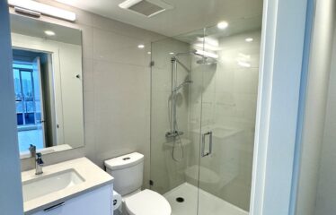 Luxury Brand New 2 Bedrooms w/t Large Balcony – Surrey Central