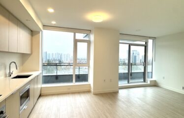 Luxury Brand New 2 Bedrooms w/t Large Balcony – Surrey Central