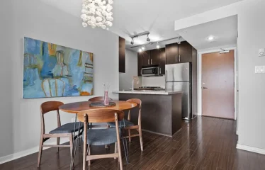 Port Moody – Bright and Spacious 2 Bedrooms