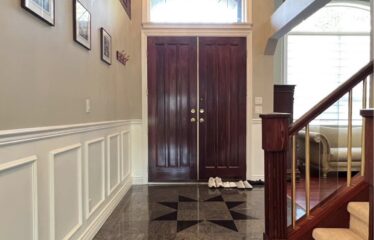 Executive 5 Bedroom Full House in the heart of Surrey – Bear Creek