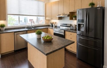 🏡 Beautiful 4-Bedroom Detached Home for Rent in Maple Ridge